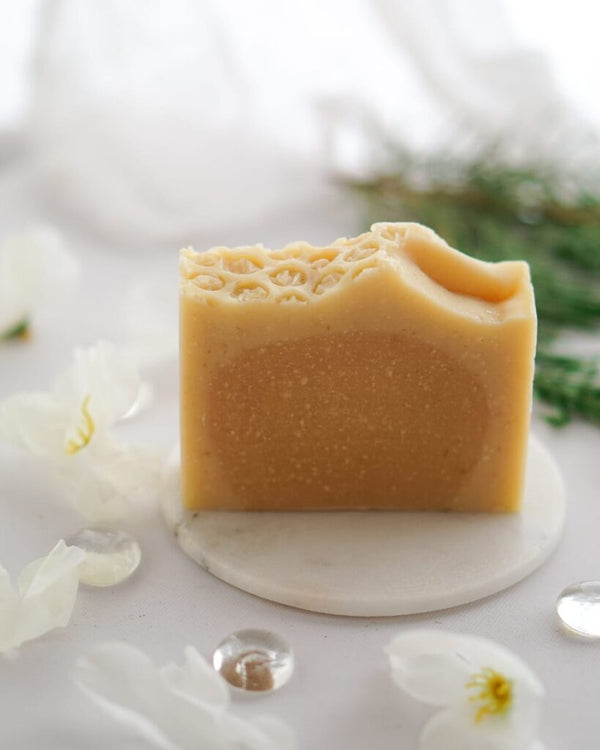 Goat milk soap with oats and Honey